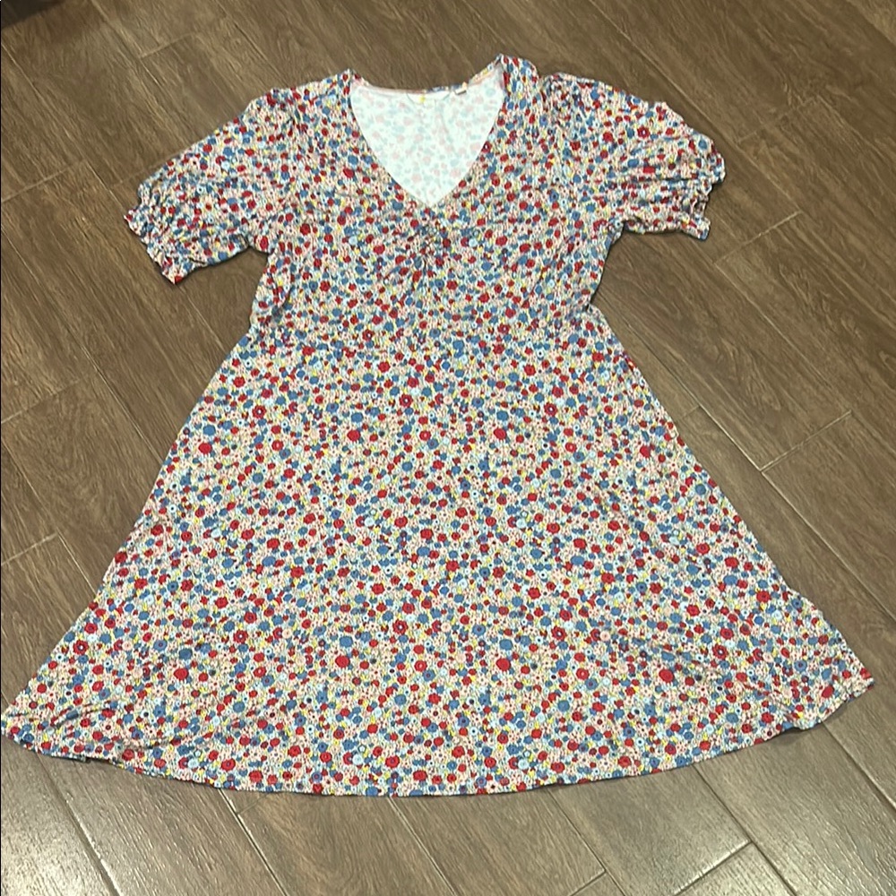 Boden Floral Patterned Dress with Pockets